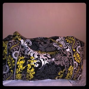 Vera Bradley Duffel- excellent condition.